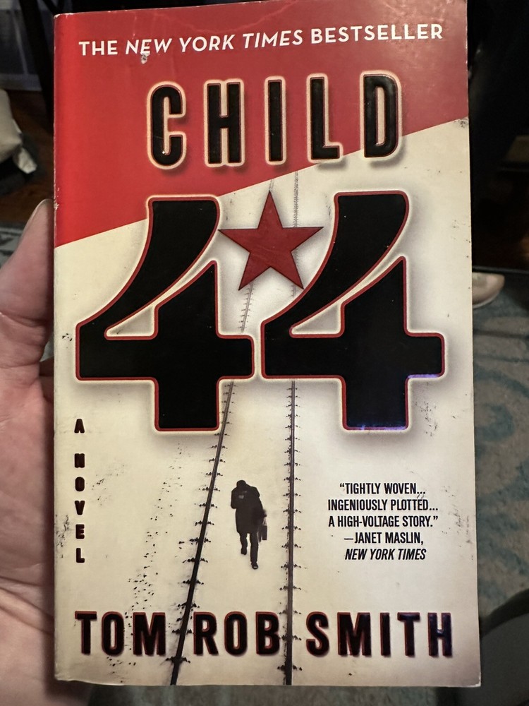 Child 44 Tom Rob Smith Paperback Book 2009 Grand Central Publishing