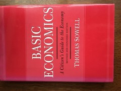 Basic Economics 2nd Ed: A Citizen’s Guide to the Economy, Revised and Expand…