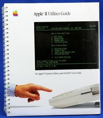 Apple II II+ IIe IIc IIgs Utilities Guide 030-1264-A New Sealed with Software