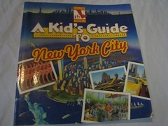 A KID’S GUIDE TO NEW YORK CITY – Gulliver Travels 1988 135 pages