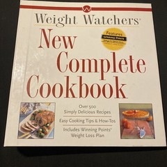 Weight Watchers Ser.: Weight Watcher’s New Complete Cookbook by Inc. Staff…