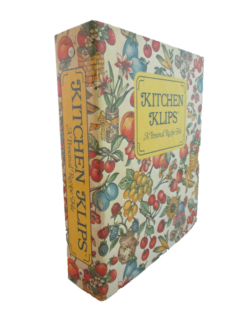 Vtg 1982 Kitchen Klips A Personal Recipe File Pocket Pages Binder with Recipes