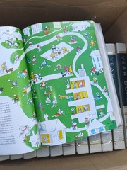 Complete 1970–1979 Year Book Set (10 vols) – World Book, Inc. (2)