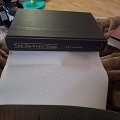 The DaVinci Code Dan Brown HB w/ DJ 1st Edition 1st Printing w/ Errors Rare