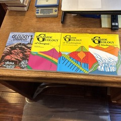 3 pb RROADSIDE GEOLOGY: OREGON, WASHINGTON, ALASKA + GEOLOGY SO. CAL.