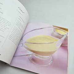 4 Ingredients Christmas Cookbook by Kim McCosker – Easy Festive Recipes AU