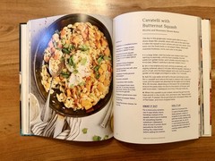 Melissa Clark Dinner in One Exceptional & Easy One Pan Meals HC 2022-Illustrated