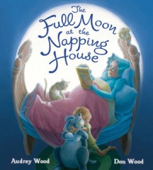 The Full Moon at the Napping House (padded board book) – Board book – VERY GOOD