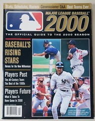 2000 MLB Official Guide To The 2000 Baseball Season Program 262+ Pages MINT/NEW